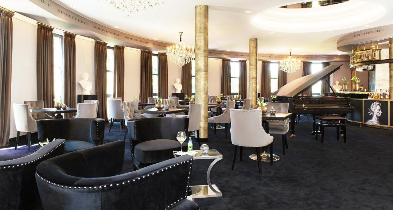 Victor'S Residenz-Hotel Schloss Berg Nennig Bagian luar foto Restaurant